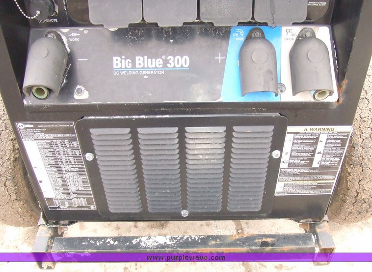 image for item 6563 2005 Miller Big Blue 300P welder
