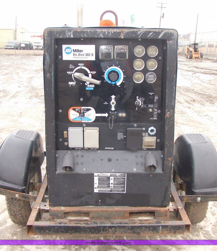 image for item 6564 2003 Miller Big Blue 302D welder