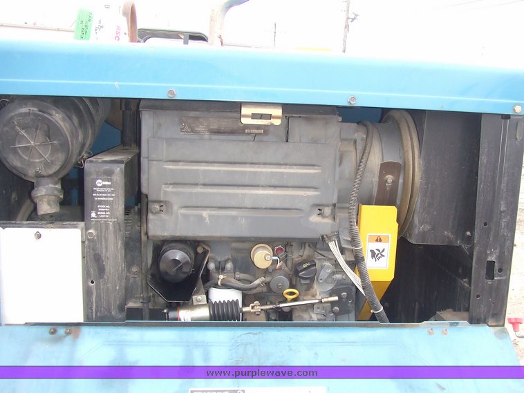 image for item 6564 2003 Miller Big Blue 302D welder