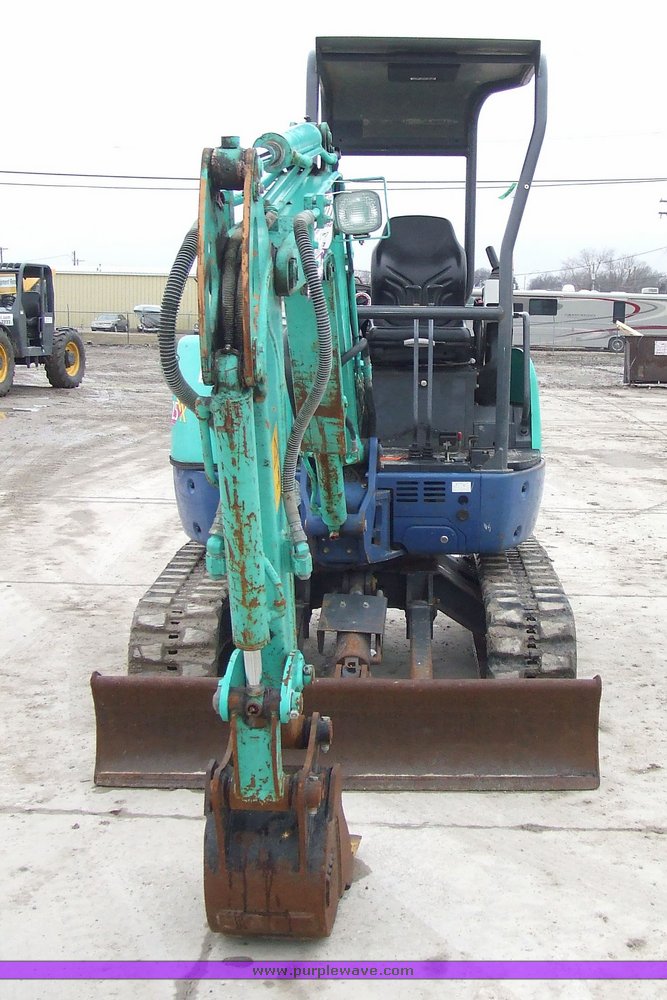image for item 6565 2004 IHI 25N compact excavator