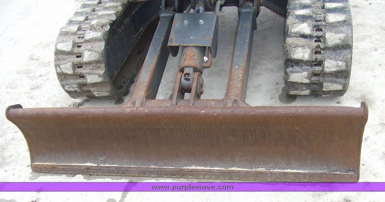 image for item 6565 2004 IHI 25N compact excavator