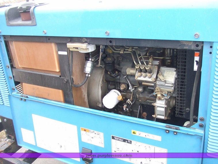 image for item 6568 2004 Miller Big Blue 300P welder