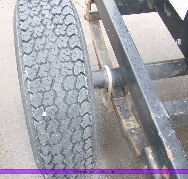 image for item 6568 2004 Miller Big Blue 300P welder