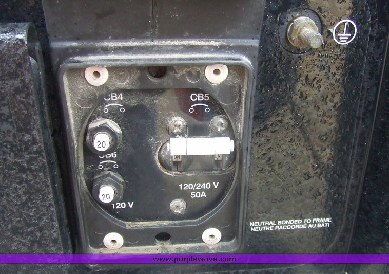 image for item 6568 2004 Miller Big Blue 300P welder