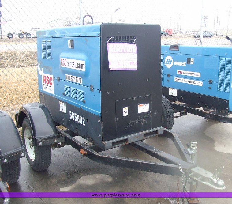 image for item 6569 2005 Miller Big Blue 400D welder