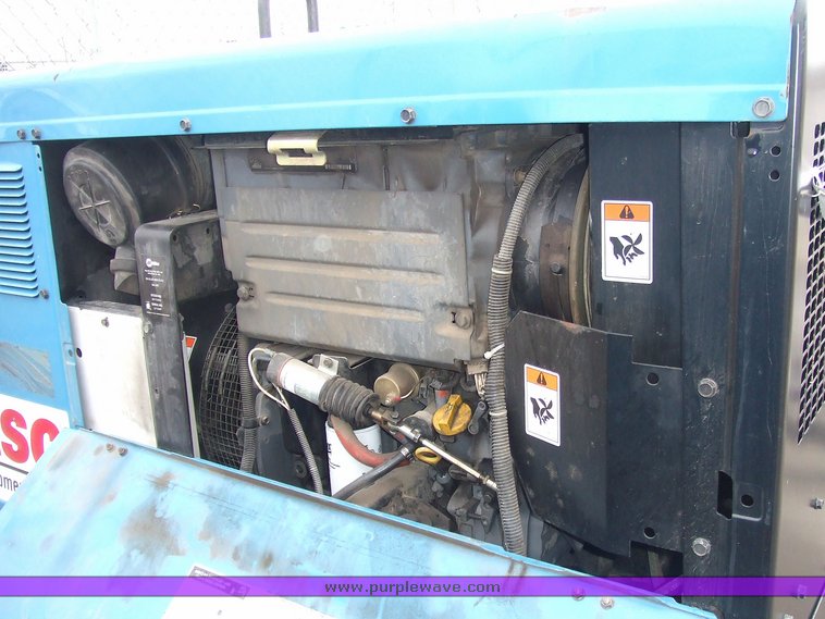 image for item 6569 2005 Miller Big Blue 400D welder