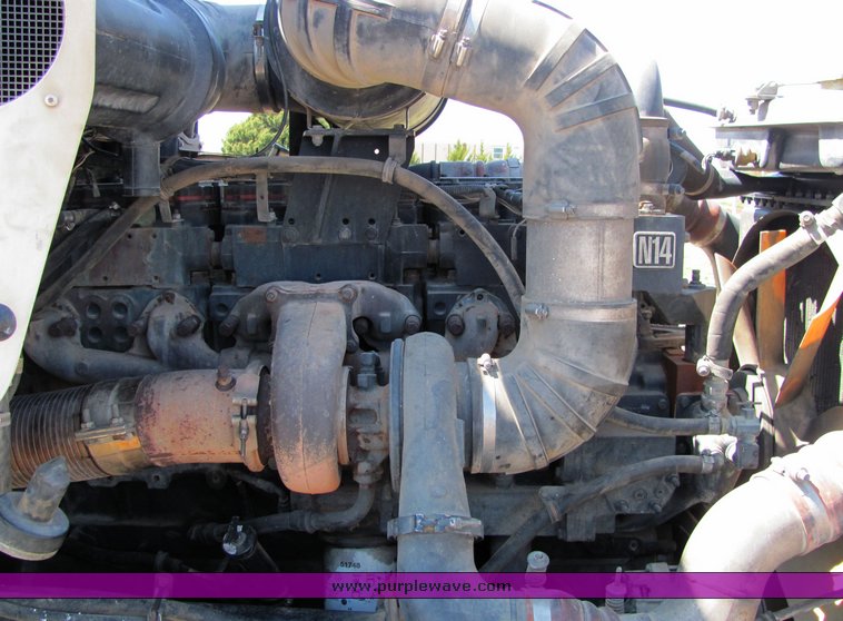 image for item 3122 1991 Kenworth T800 sleeper semi truck