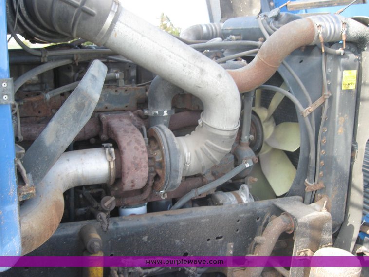 image for item 3965 1997 Freightliner FLD120 semi tractor