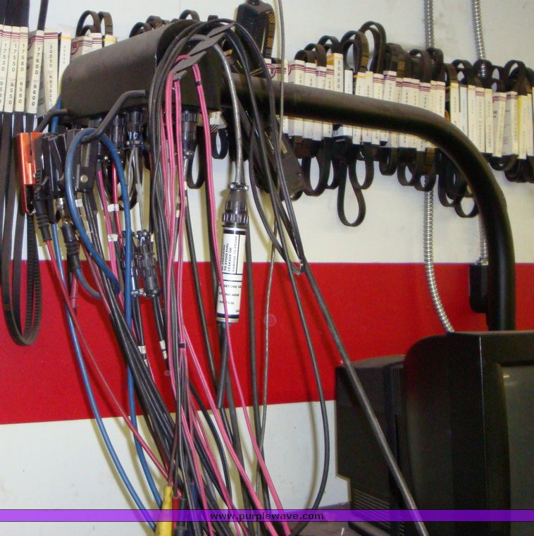 image for item 1103 Sun 400 engine analyzer