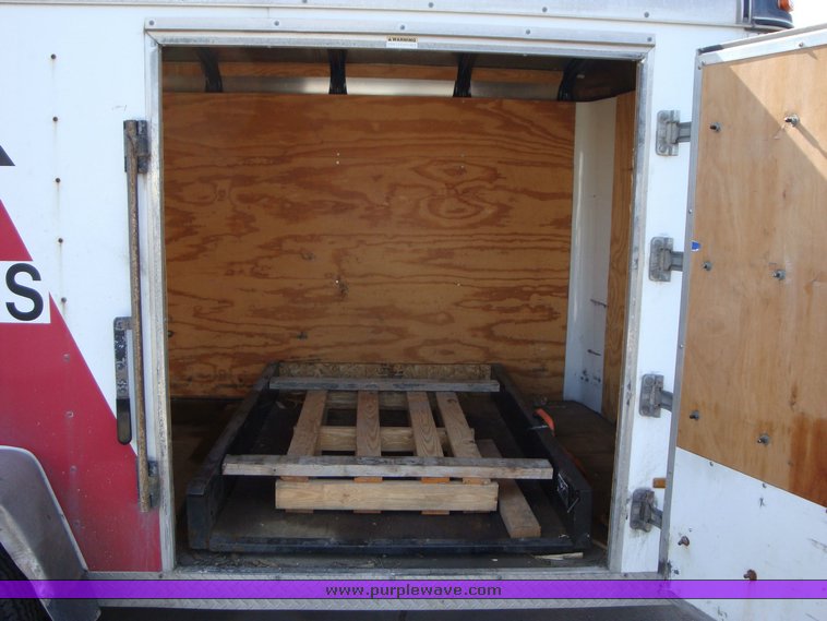 image for item 1106 1997 Doolittle 6' x 10' enclosed trailer