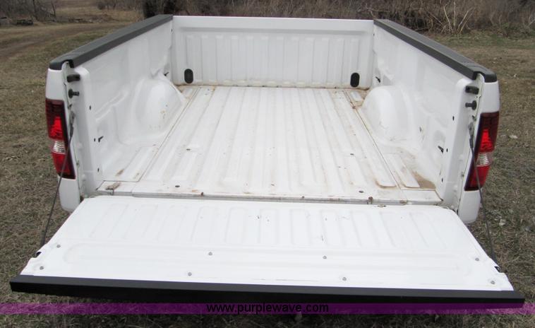 image for item 1110 2007 Ford F150 pickup bed