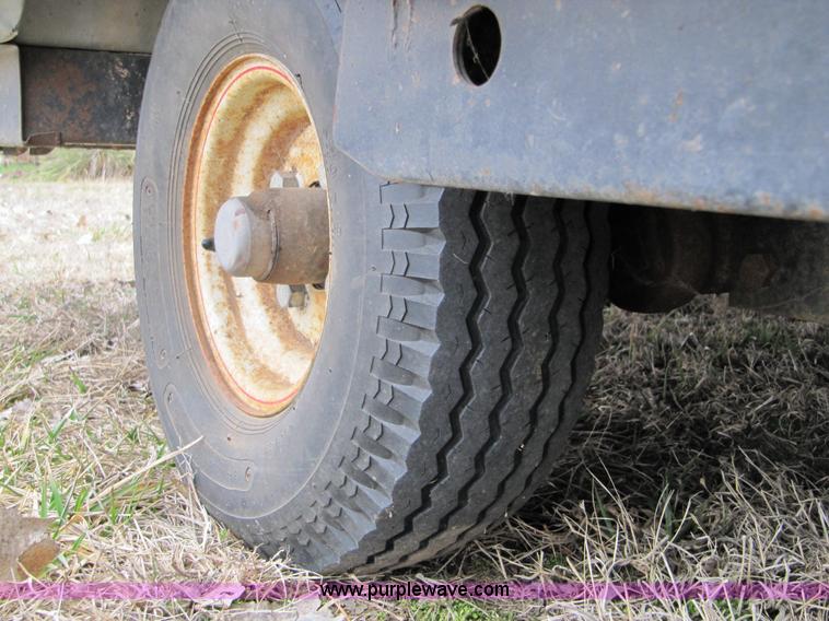 image for item 1112 1993 Jayco Eagle 8SD pop-up camper