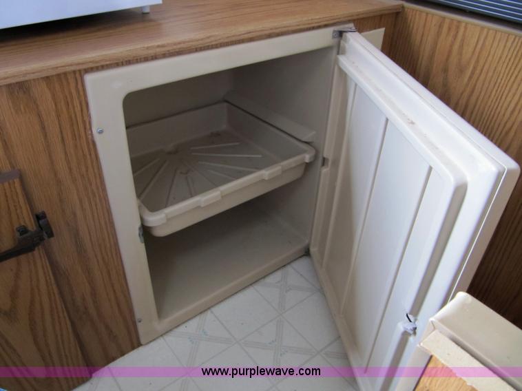 image for item 1112 1993 Jayco Eagle 8SD pop-up camper