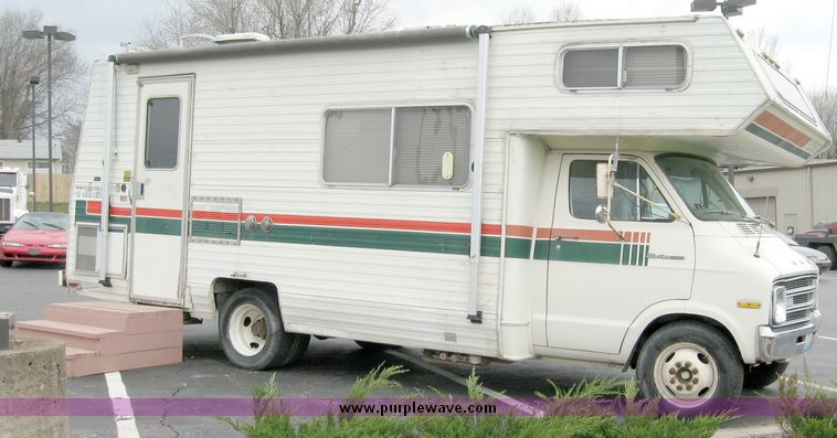image for item 2016 1977 Dodge F40 motor home