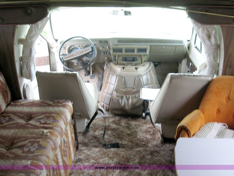 image for item 2016 1977 Dodge F40 motor home