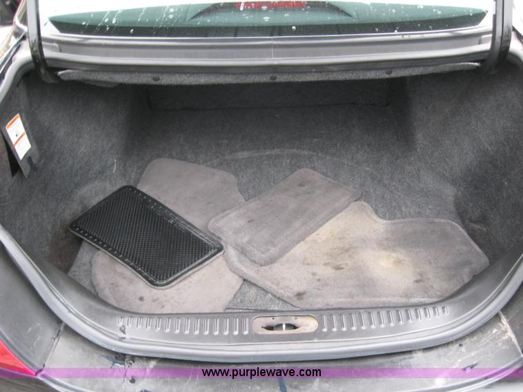 image for item 2018 1999 Lincoln Continental