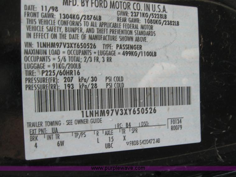 image for item 2018 1999 Lincoln Continental