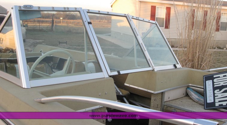 image for item 3266 1971 Glass Master 15' tri-hull walk through boat