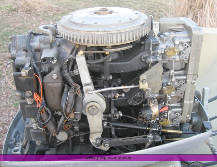 image for item 3266 1971 Glass Master 15' tri-hull walk through boat