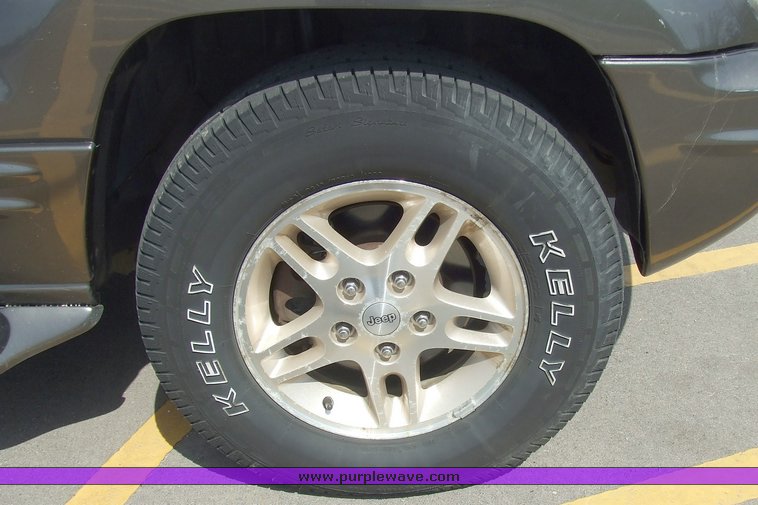 image for item 6558 1999 Jeep Grand Cherokee Limited