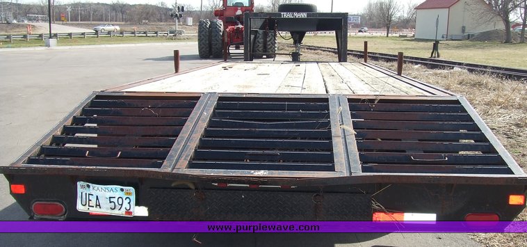 image for item 6559 Trailmann gooseneck trailer