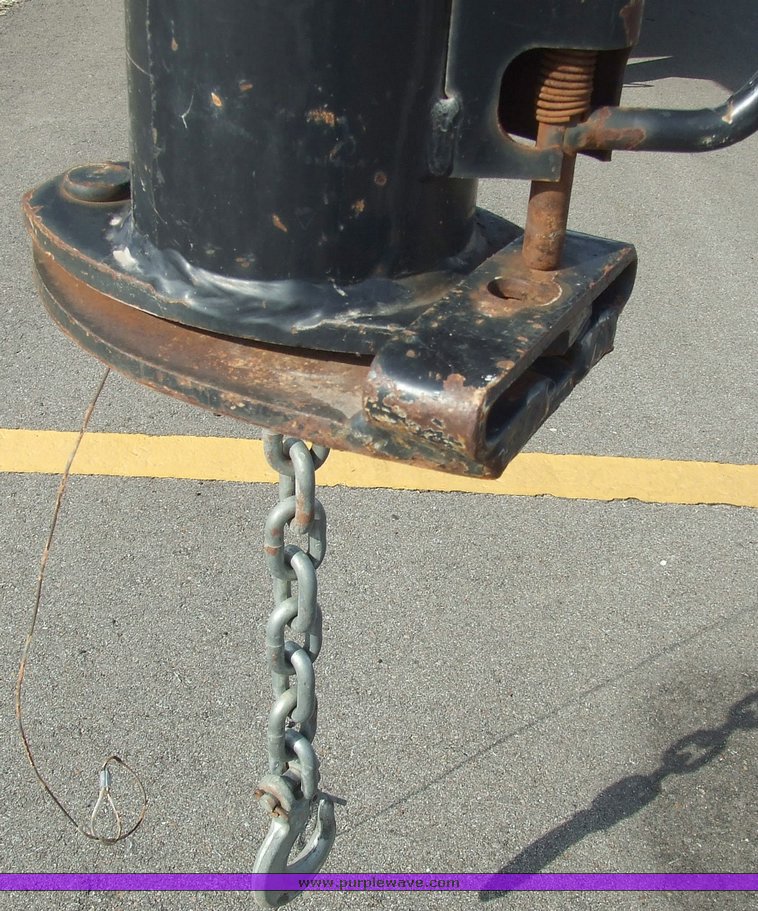 image for item 6559 Trailmann gooseneck trailer