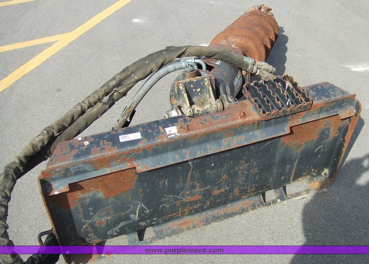image for item 6561 Hydraulic auger skid steer attachment