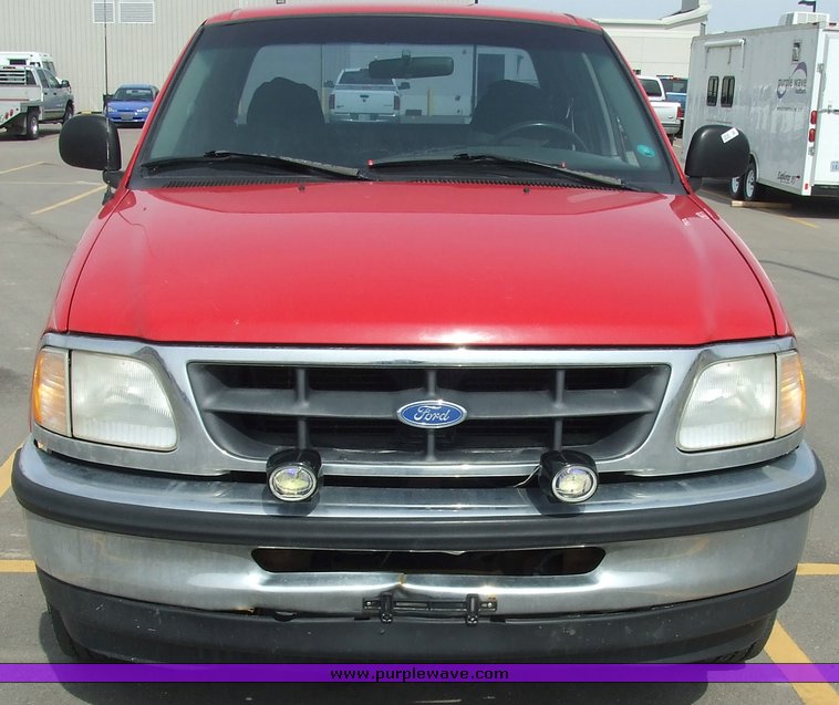 image for item 6666 1997 Ford F150 XL extended cab pickup