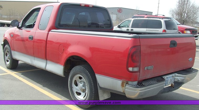 image for item 6666 1997 Ford F150 XL extended cab pickup