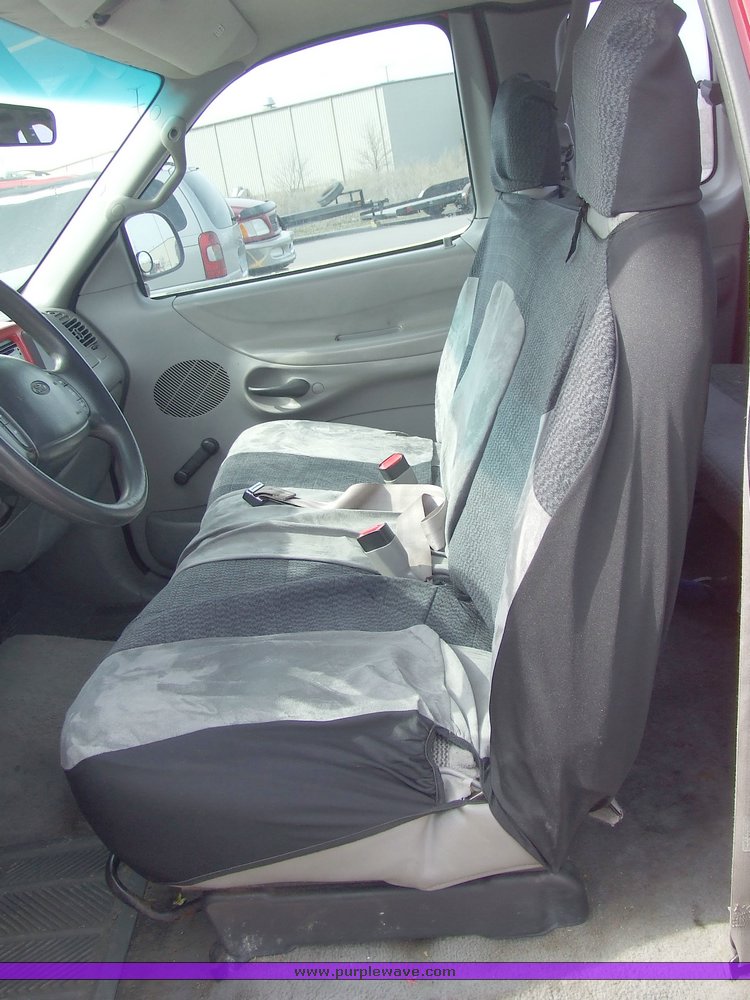 image for item 6666 1997 Ford F150 XL extended cab pickup