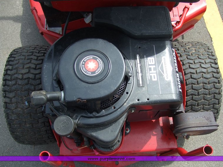 image for item 6669 Snapper lawn tractor