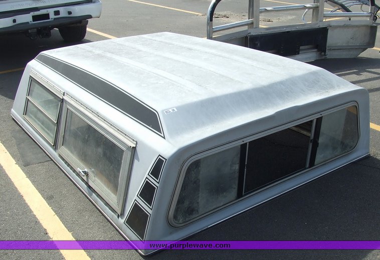 image for item 6673 Continental fiberglass truck topper