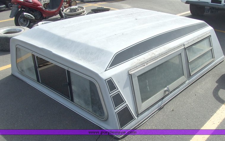image for item 6673 Continental fiberglass truck topper