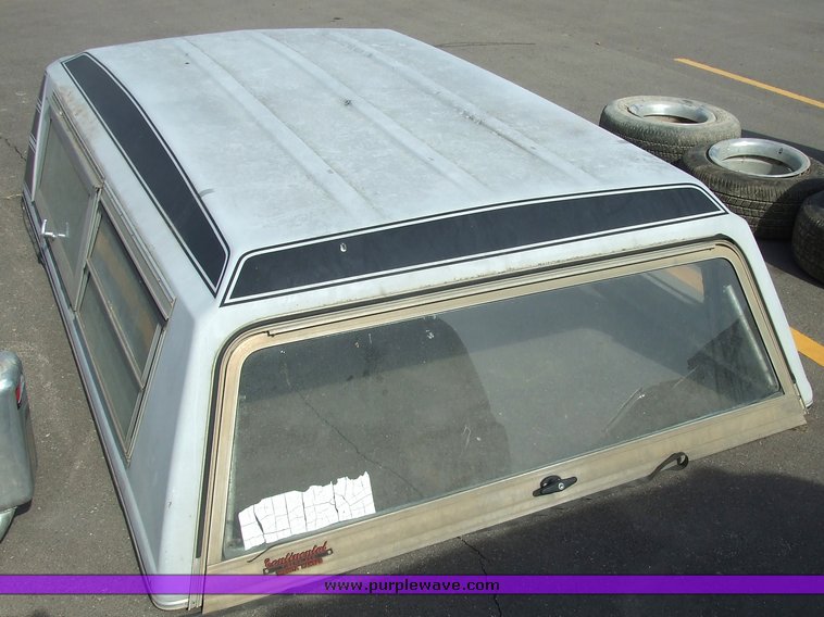 image for item 6673 Continental fiberglass truck topper