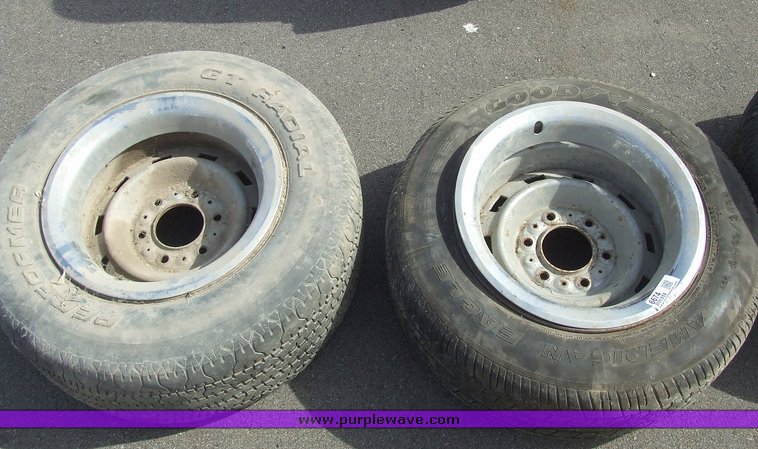 image for item 6674 Assorted tires with rims and hubcaps