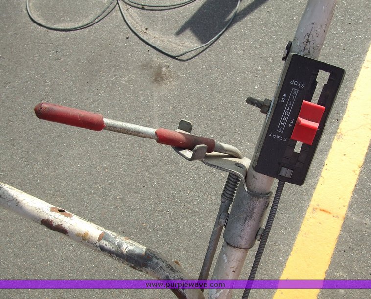 image for item 6676 Snapper self propelled mulching push mower