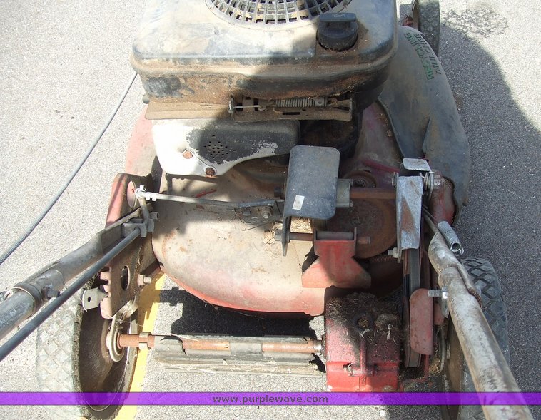 image for item 6676 Snapper self propelled mulching push mower