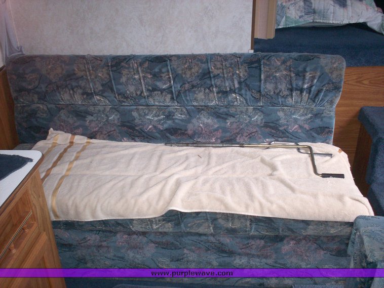 image for item 6713 1996 Aristocrat gooseneck camper