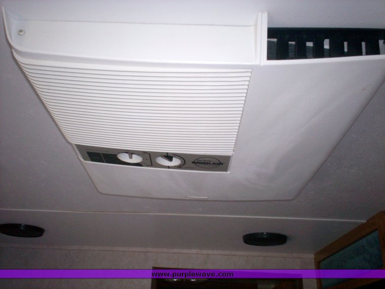 image for item 6713 1996 Aristocrat gooseneck camper