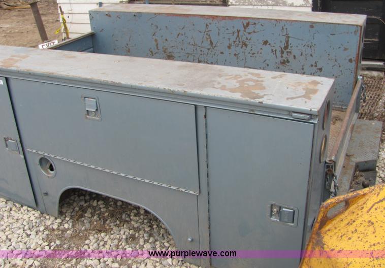 image for item 6767 Knapheide utility box bed