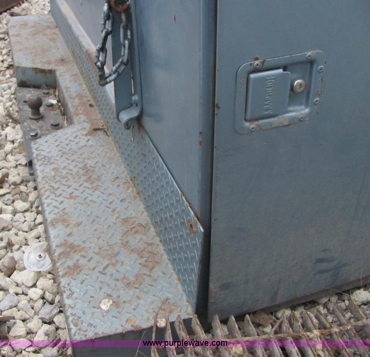 image for item 6767 Knapheide utility box bed