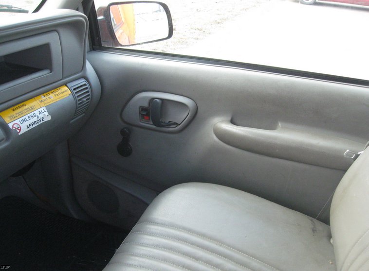 image for item 7802 1997 Chevrolet C2500 pickup with Knapheide bed