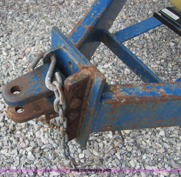 image for item 3575 1000 gallon nurse tank