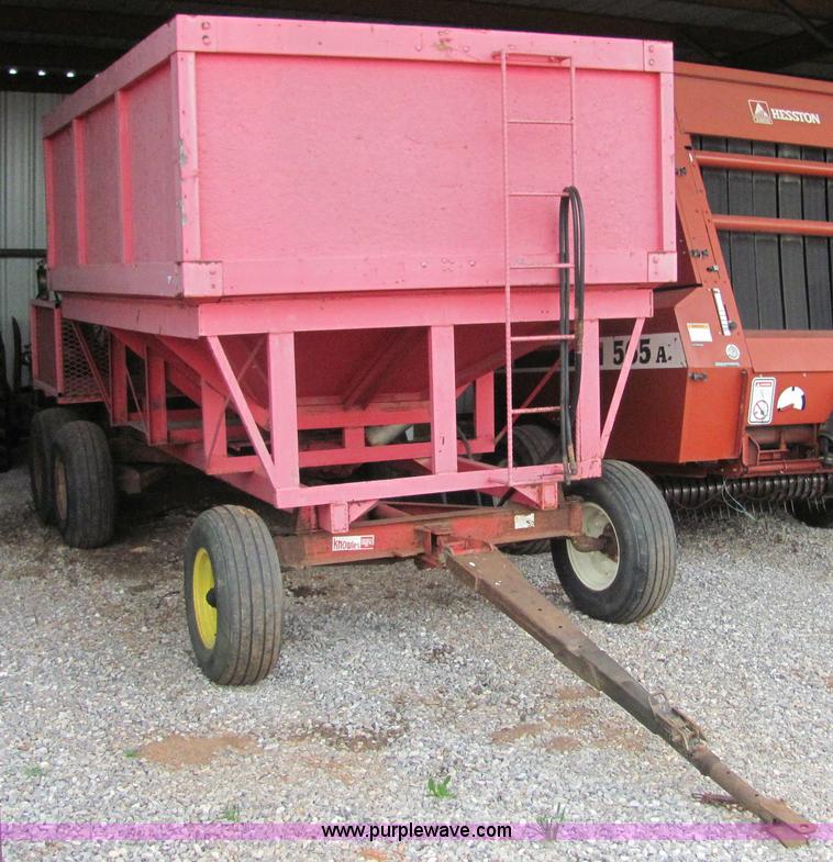 image for item 3576 Feed wagon