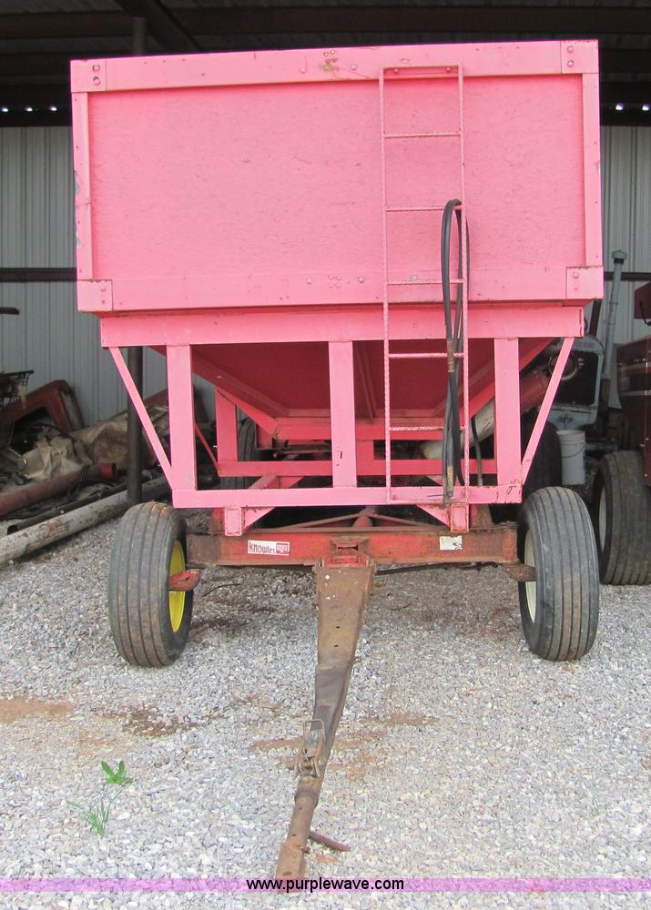 image for item 3576 Feed wagon