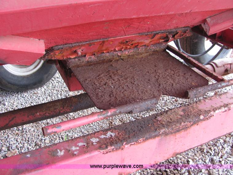 image for item 3576 Feed wagon