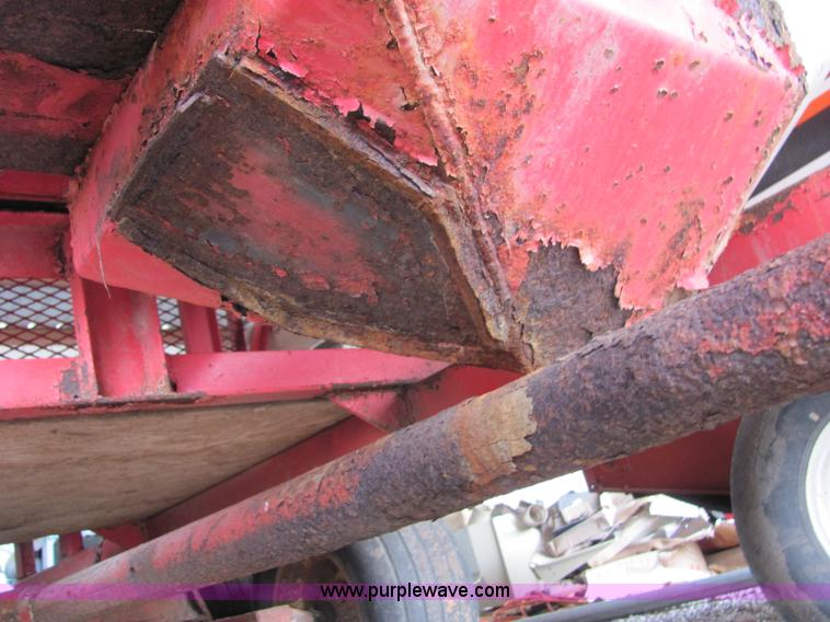 image for item 3576 Feed wagon