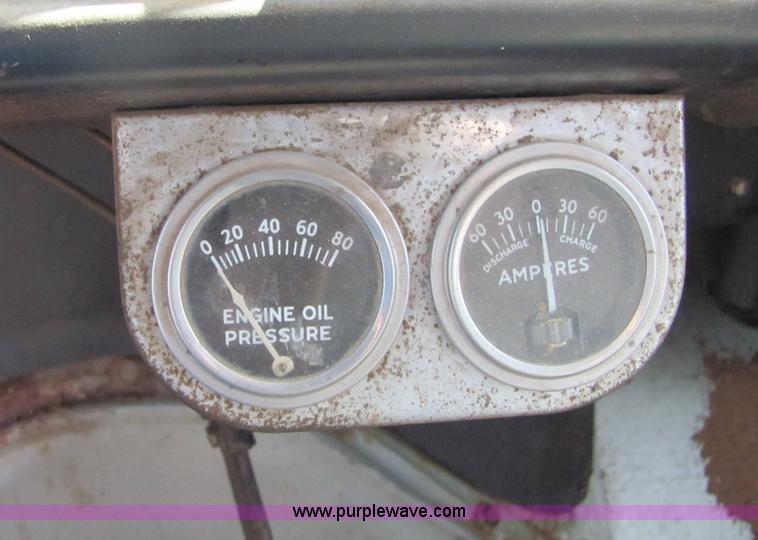 image for item 3579 1960 Chevrolet Viking 60 grain truck