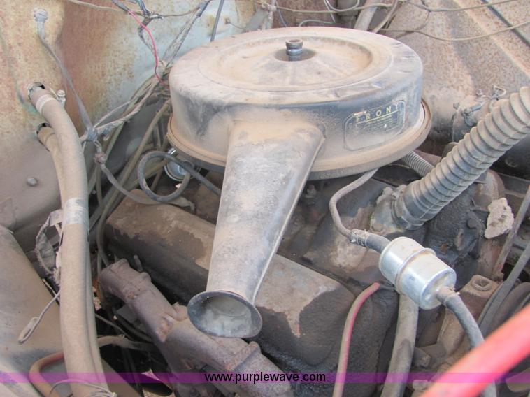 image for item 3579 1960 Chevrolet Viking 60 grain truck