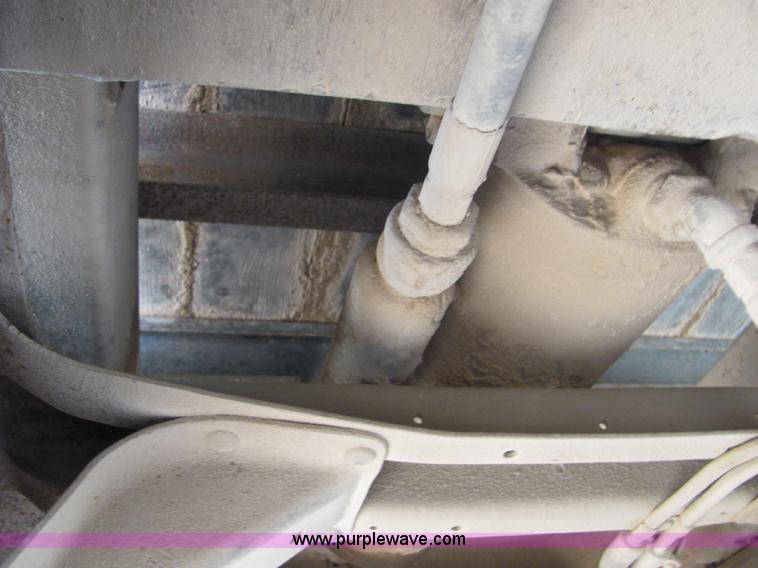 image for item 3579 1960 Chevrolet Viking 60 grain truck